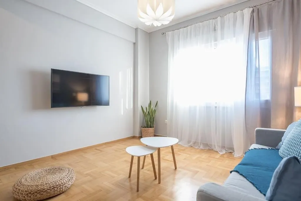 Luxurious Apt In Megaro Moussikis Metro Station-1